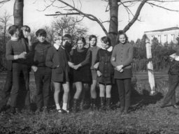 Uczniowie szkoły w Zbiersku 1971 rok